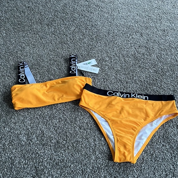 ❗️FINAL❗️ 🆕 CALVIN KLEIN High Waist Bandeau Bikini - Picture 4 of 5